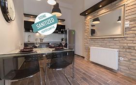 Luxury Apartment By Hi5-Varoshaz Suite